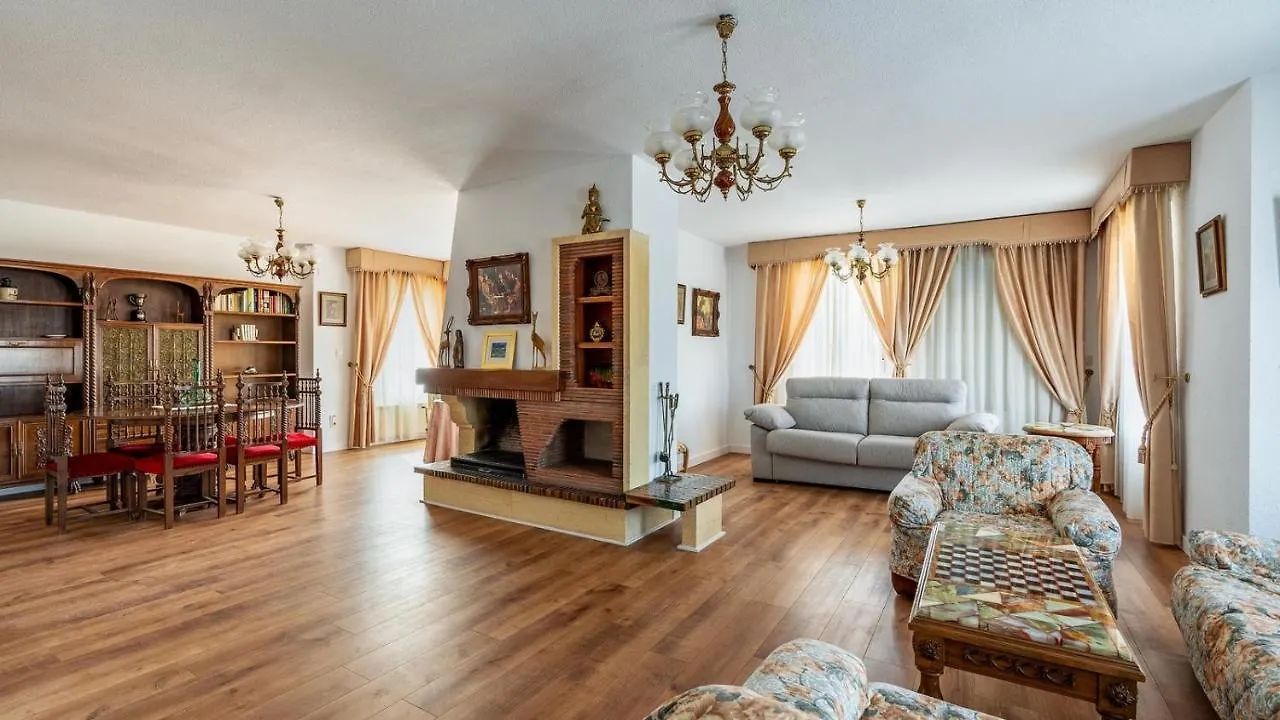 Villa De La Acacia Gojar By Ruralidays 0*,