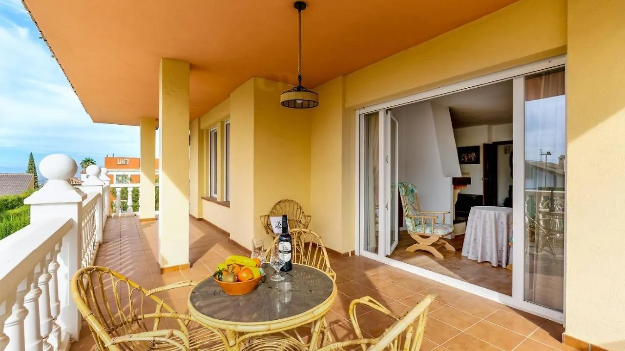 Villa De La Acacia Gojar By Ruralidays